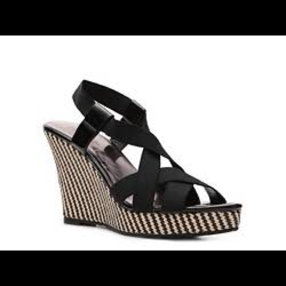 SOLD♥️ - Picture 3 of 8